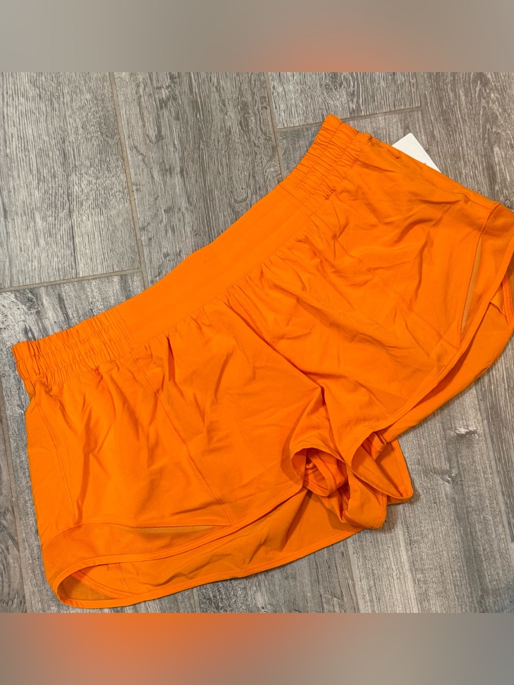 Lululemon Hotty Hot Shorts 2.5” Lined - Lit Orange